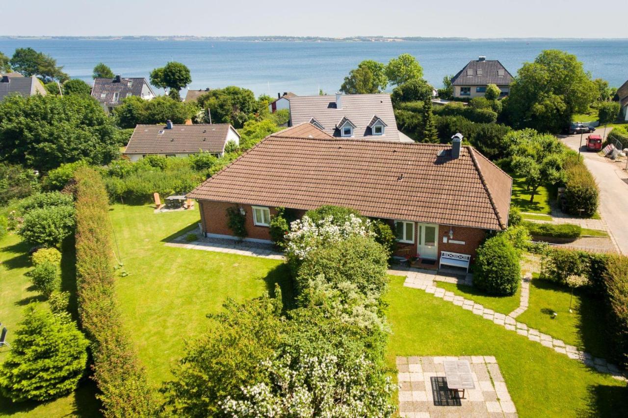 Seeblick II - Gemuetliche 60Qm - Ganzes Haus - 50M Zum Naturstrand - Mit Terrasse Und Grossem Garten Glücksburg Eksteriør bilde